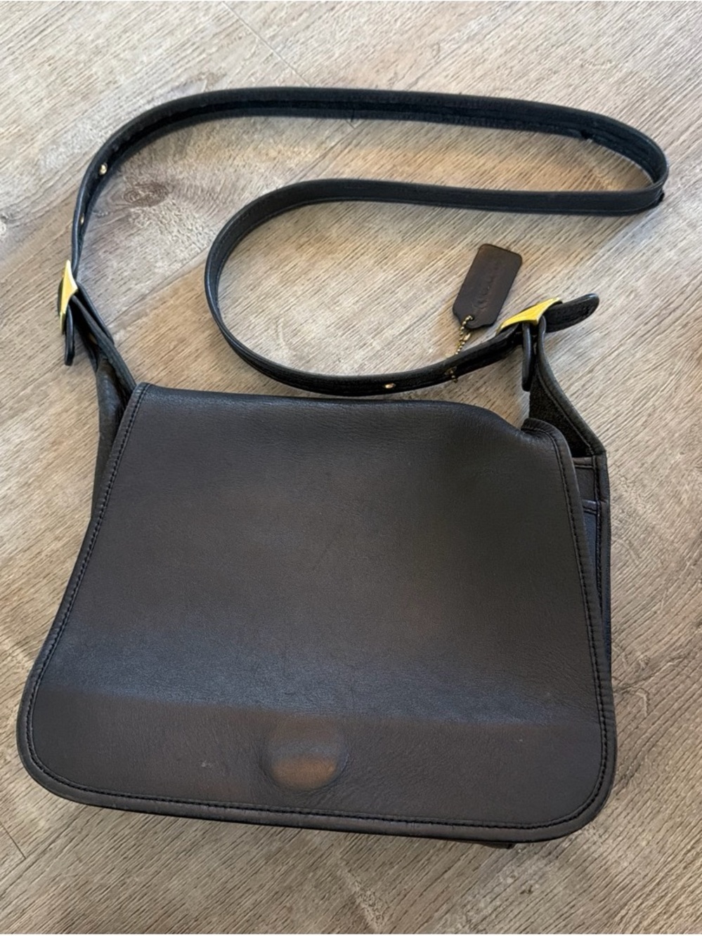 Women’s  Black Leather Crossbody Shoulder Bag